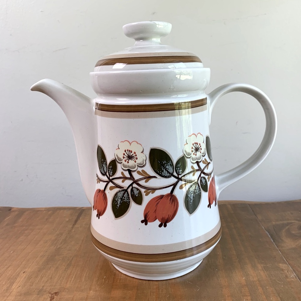 VTG Winterling Floral Leaves Tea Pot-Ivory/Forest Flowers-Bavaria-Cottagecore